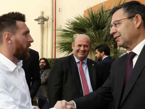 Bất mãn dồn dập, Messi dọn đồ rời Barca là vừa!