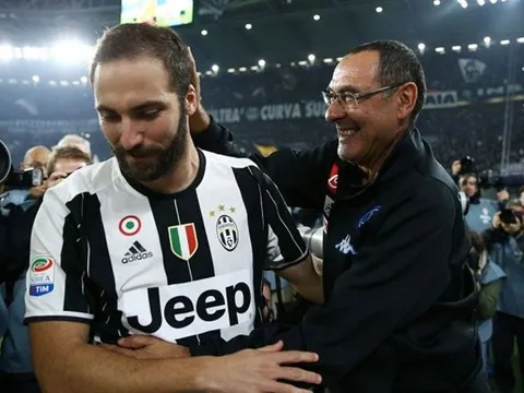 Bất ngờ! Sarri đưa ra quyết định phũ phàng với Higuain