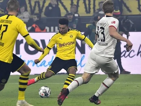 "Báu vật" 120 triệu của Dortmund bùng nổ, NHM phát cuồng: "Hãy đến 2 đội bóng đó đí"