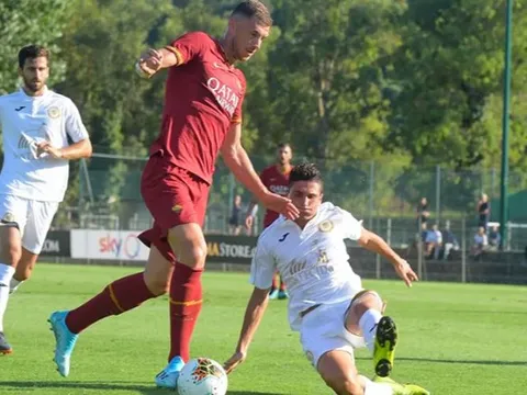 'Bầy sói' thành Rome đi săn, vùi dập đội bóng nhỏ bé đến từ Serie D