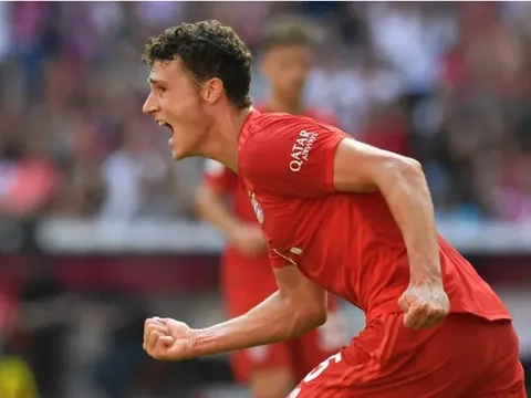 Bayern đại thắng, Kovac suýt làm điều điên rồ với người hùng đội nhà