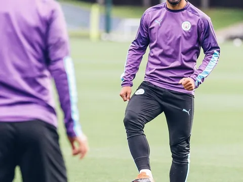 Đây, thái độ quen thuộc của dàn sao Man City chờ ngày hội quân trụ cột