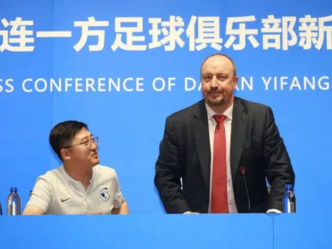 Benitez uy nghi ra mắt tại xứ tỷ dân