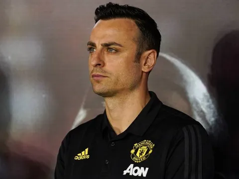 Berbatov: "Chúng ta đã có Pogba và Fernandes, mua cậu ta là điều điên rồ"