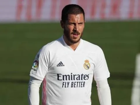 Berbatov khuyên Real làm điều tàn nhẫn với Hazard