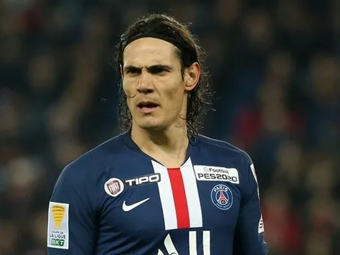 Bị đối xử phũ phàng, Cavani bất ngờ "đáp trả" PSG