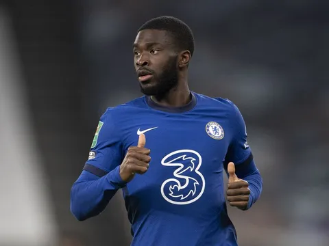 Bị giam cầm, “William Gallas 2.0” yêu cầu rời Chelsea ngay tháng Giêng này