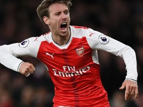 Bị Koscielny "phản bội", ai sẽ là đội trưởng mới của Arsenal?