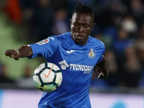 Bị mục tiêu 30 triệu euro lật kèo vào phút chót, lối thoát nào cho Arsenal?