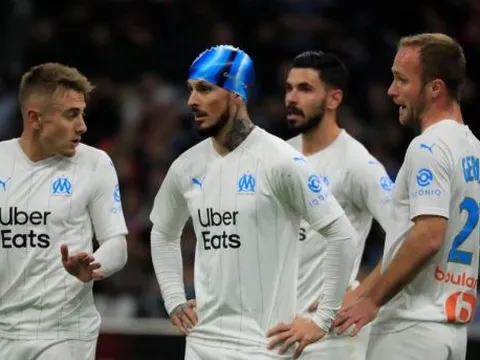 Bị thương ở đầu, sao Marseille quyết định khó đỡ