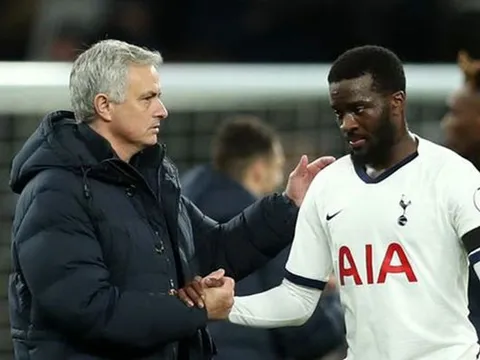 Biến Ndombele thành “vật tế”, Mourinho sẽ có “đá tảng” thành Manchester thèm khát
