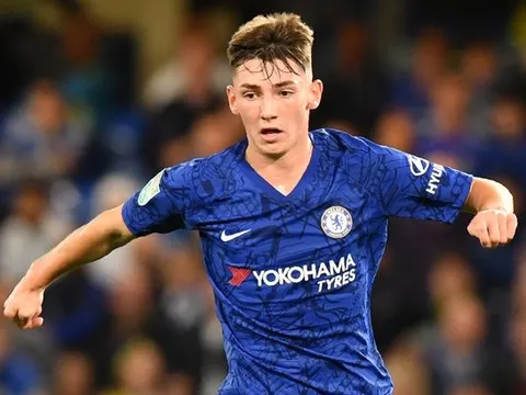 Billy Gilmour khiếu nại, đính chính lời bài hát fan Chelsea dành cho mình