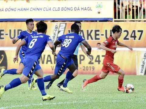 Bình Dương đối đầu HAGL: Trận cầu '6 điểm' cho tấm vé trụ hạng