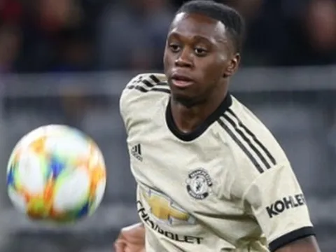 Bissaka: "Ngạc nhiên khi vào phòng thay đồ M.U, họ làm điều đó với tôi"
