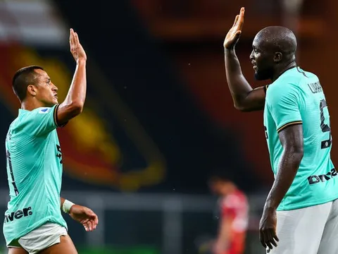 Bộ đôi Chelsea, M.U phối hợp ghi bàn, Inter thắng dễ đội trụ hạng