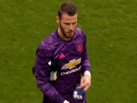 Bỏ qua Pogba, De Gea trao lại băng thủ quân cho cầu thủ này