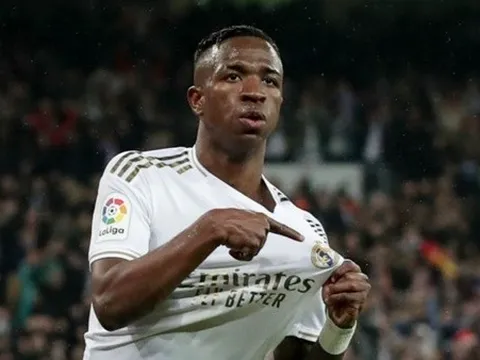 Bóng chưa lăn trở lại, sao Real đã muốn vô địch La Liga