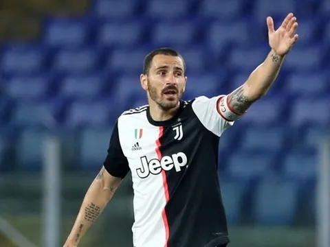 Top 10 trung vệ xuất sắc nhất thế giới: Số 1 xứng đáng