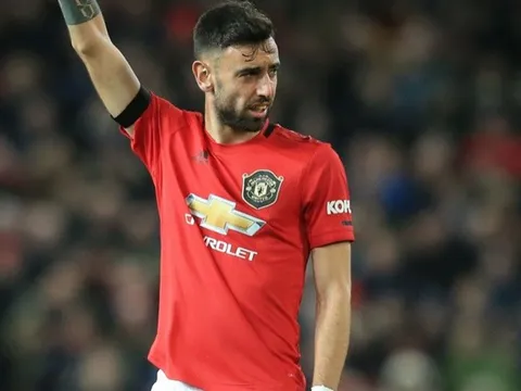 Không đồng ý, HLV Man United hét Bruno Fernandes