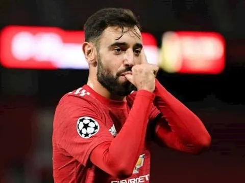 Bruno Fernandes phát biểu về việc liên tục được hưởng penalty