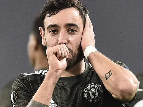 Bruno nổ cú đúp, Man Utd hủy diệt Sociedad tại Turin