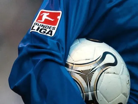 Những điều cần biết trước giờ Bundesliga lăn bóng trở lại