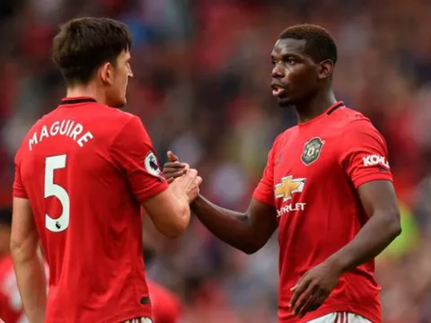 Bùng nổ hiệp hai, Man United vượt qua Liverpool trên BXH