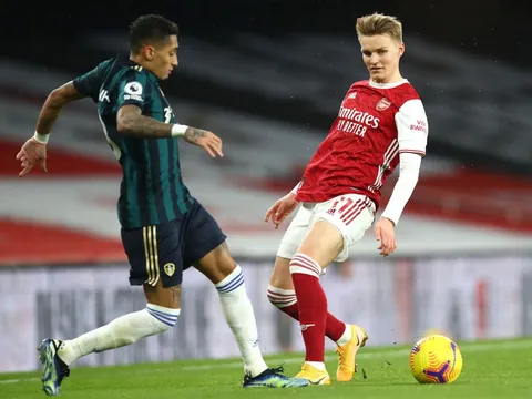 “Các cầu thủ Arsenal phớt lờ Odegaard”