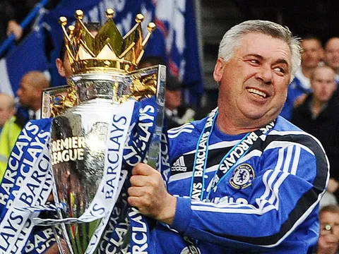 "Các cầu thủ biết tôi bị Chelsea sa thải, và Ashley Cole đã làm điều đó"