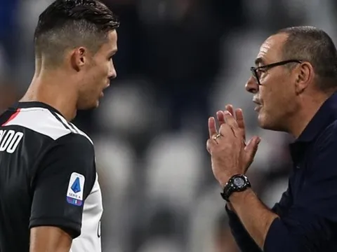 “Các cầu thủ Juventus không muốn tham gia vào ý tưởng của Sarri”
