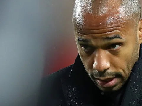 Cãi lời Wenger, Henry nhận quả đắng nhãn tiền