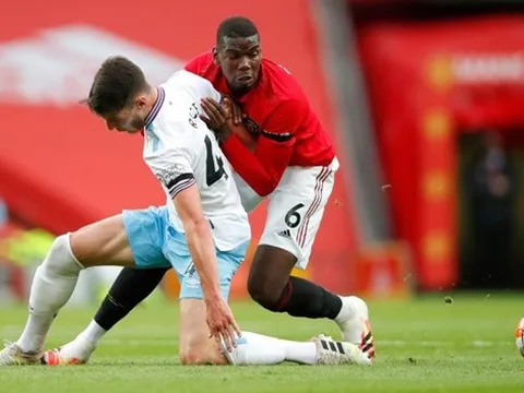 Cái vung tay lố bịch vạch trần Pogba