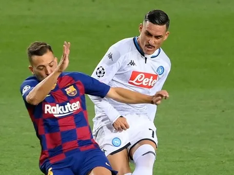 Cựu sao Real Madrid chào tạm biệt các đồng đội sau trận đấu với Barca