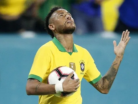 "Cảm ơn Chúa, cậu ta đã ở lại"