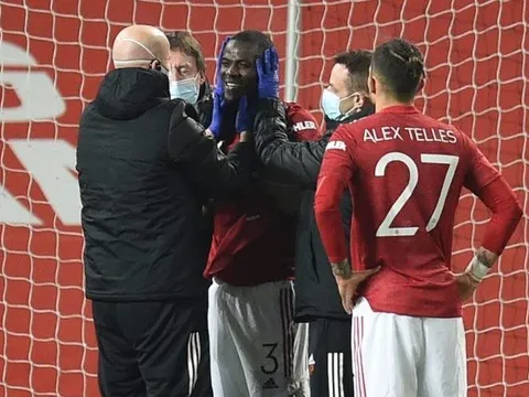 Cản Eric Bailly trở lại sân, đội ngũ y tế Man Utd được khen ngợi