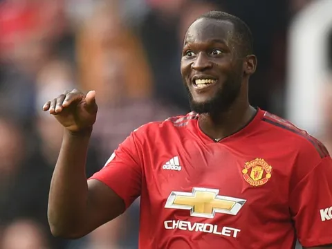 Cạn tình nghĩa, Lukaku nhắn tin hàng ngày dụ dỗ sao Man Utd về Inter
