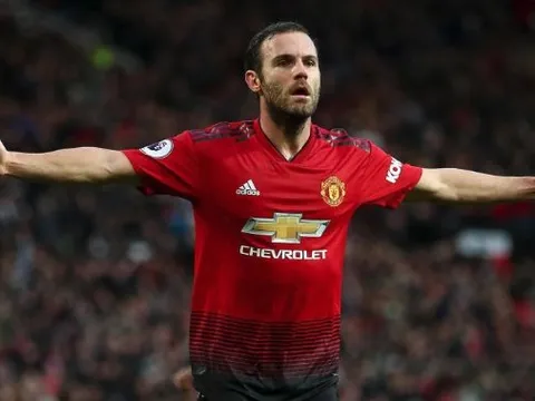 CHÍNH THỨC: Chơi quá tệ, ngôi sao trẻ bị trả về M.U