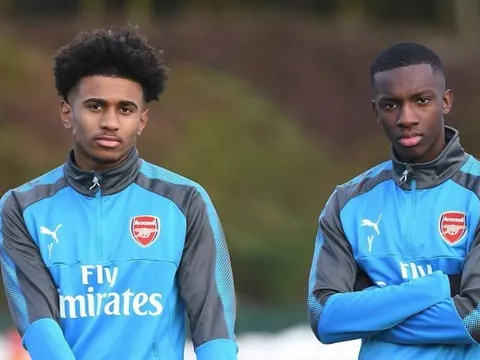 Tái xây dựng "British core", Arsenal cần tránh những sai lầm nào?