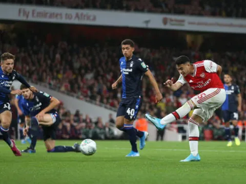 Tân binh 18 triệu bảng chói sáng, Arsenal "hạ sát" Nottingham
