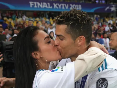 'Ronaldo là một người rất tốt, tôi yêu anh ấy, nể phục anh ấy'