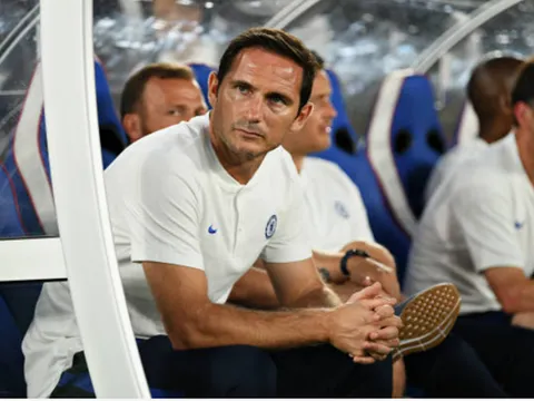 Sai lầm phút cuối, Chelsea nhận thất bại sốc đầu tiên dưới thời Lampard