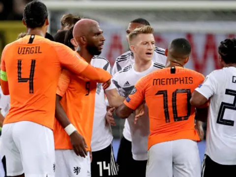 Nóng giận, cựu sao Man Utd lao vào ăn thua với cầu thủ tuyển Đức