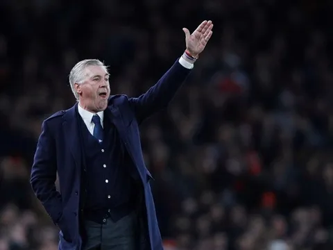 Carlo Ancelotti tuyên bố sốc, tất cả đều đang chống lại Liverpool?