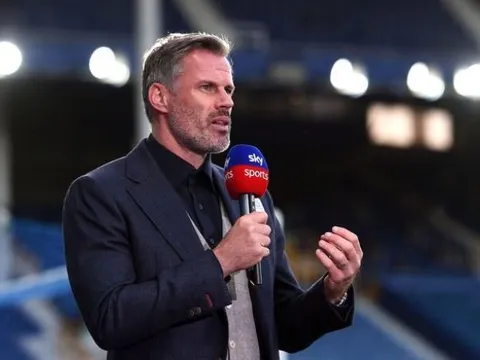 Carragher chỉ rõ 3 vị trí Liverpool phải tăng cường