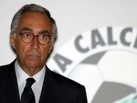 'Giải đấu này nên đá không khán giả để hạn chế lây lan virus'