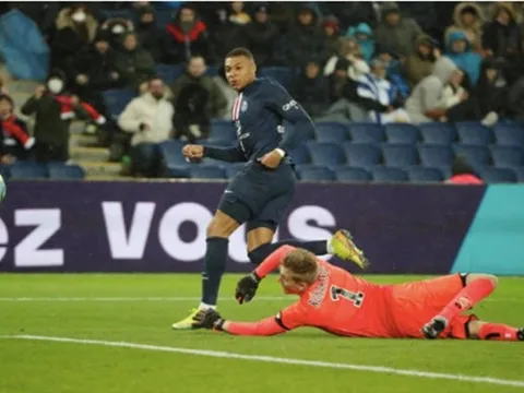 Mbappe lại lên đồng, PSG độc chiếm ngôi nhất bảng
