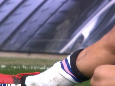 Sát thủ Bayern Munich quyên góp 1 triệu euro phòng chống COVID-19