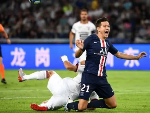 Tuchel: "PSG khác Man Utd, cậu ấy phải thích ứng với lối chơi"