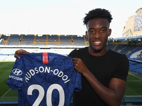 Hudson-Odoi nói gì sau khi gia hạn với Chelsea? (Phần 2)