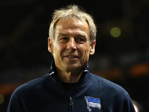 CHÍNH THỨC: "Bất lực ở Berlin", huyền thoại Bayern Munich từ chức gây sốc